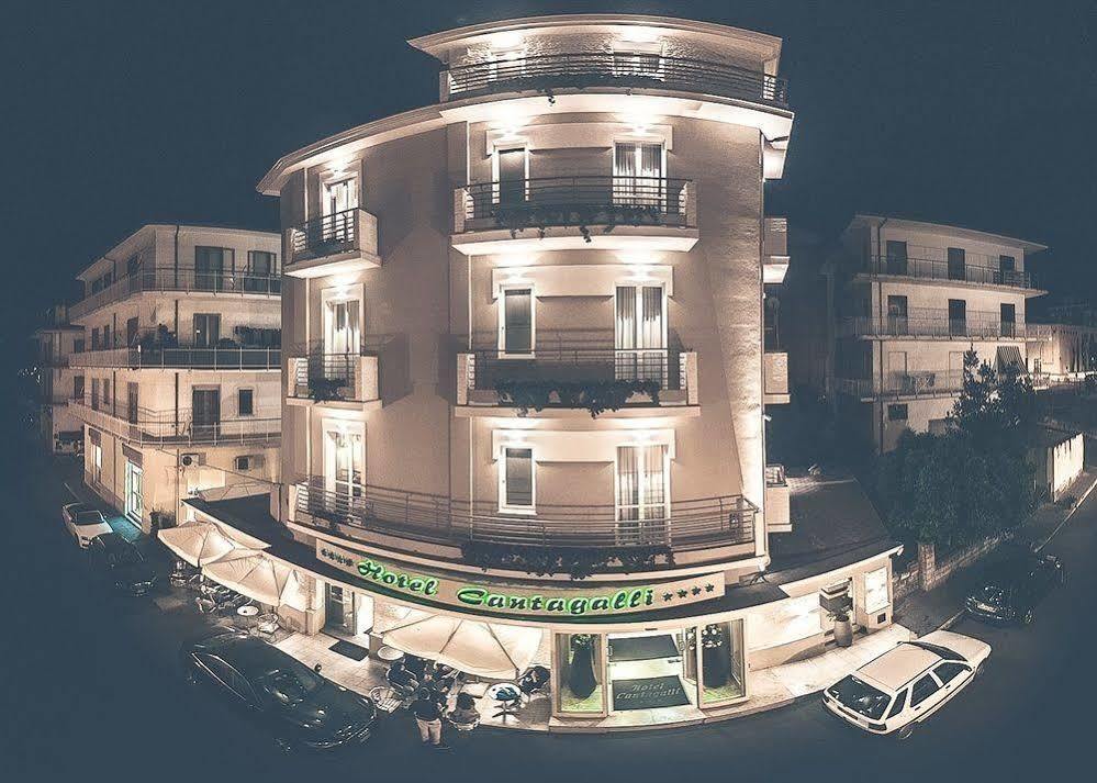 Il Cantagalli Lamezia Terme Luaran gambar